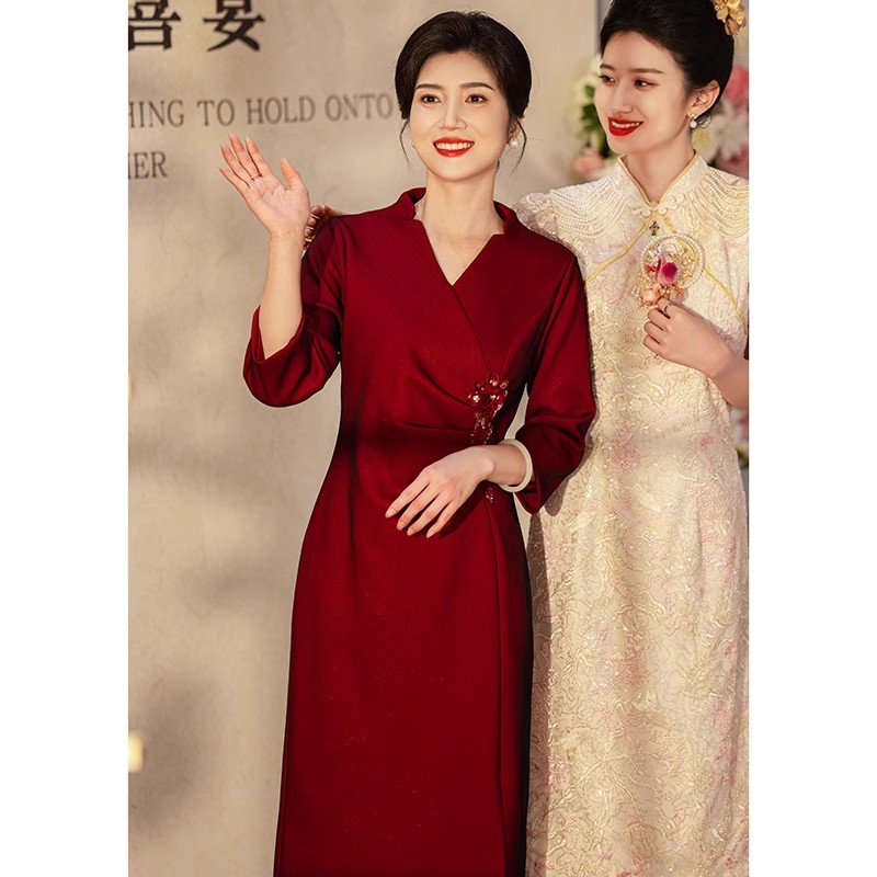 高贵妈妈婚礼喜服2025新款气质年轻喜婆婆婚宴装显瘦旗袍宴会礼服