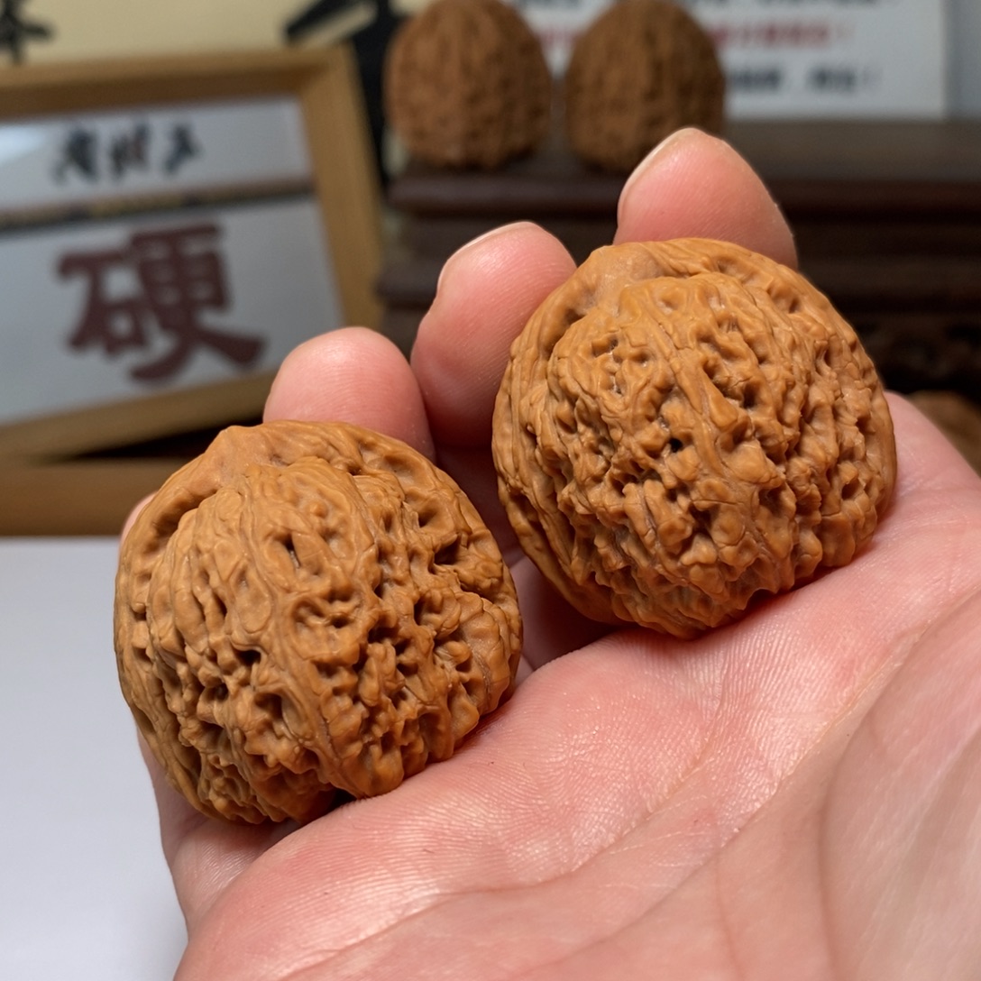 吊坠文玩核桃三角南将石36