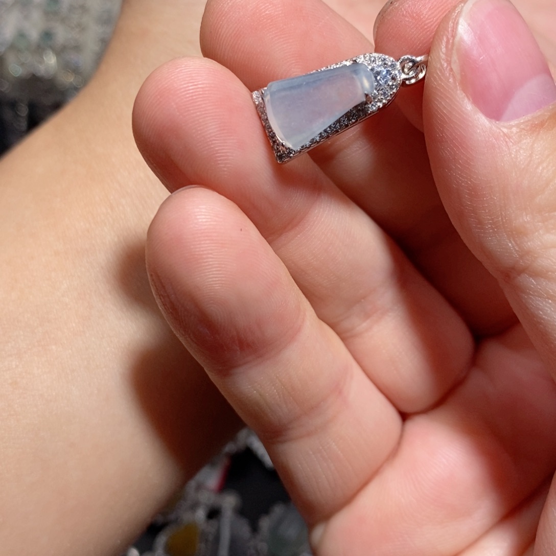 翡翠颈饰银S925镶嵌vjj k