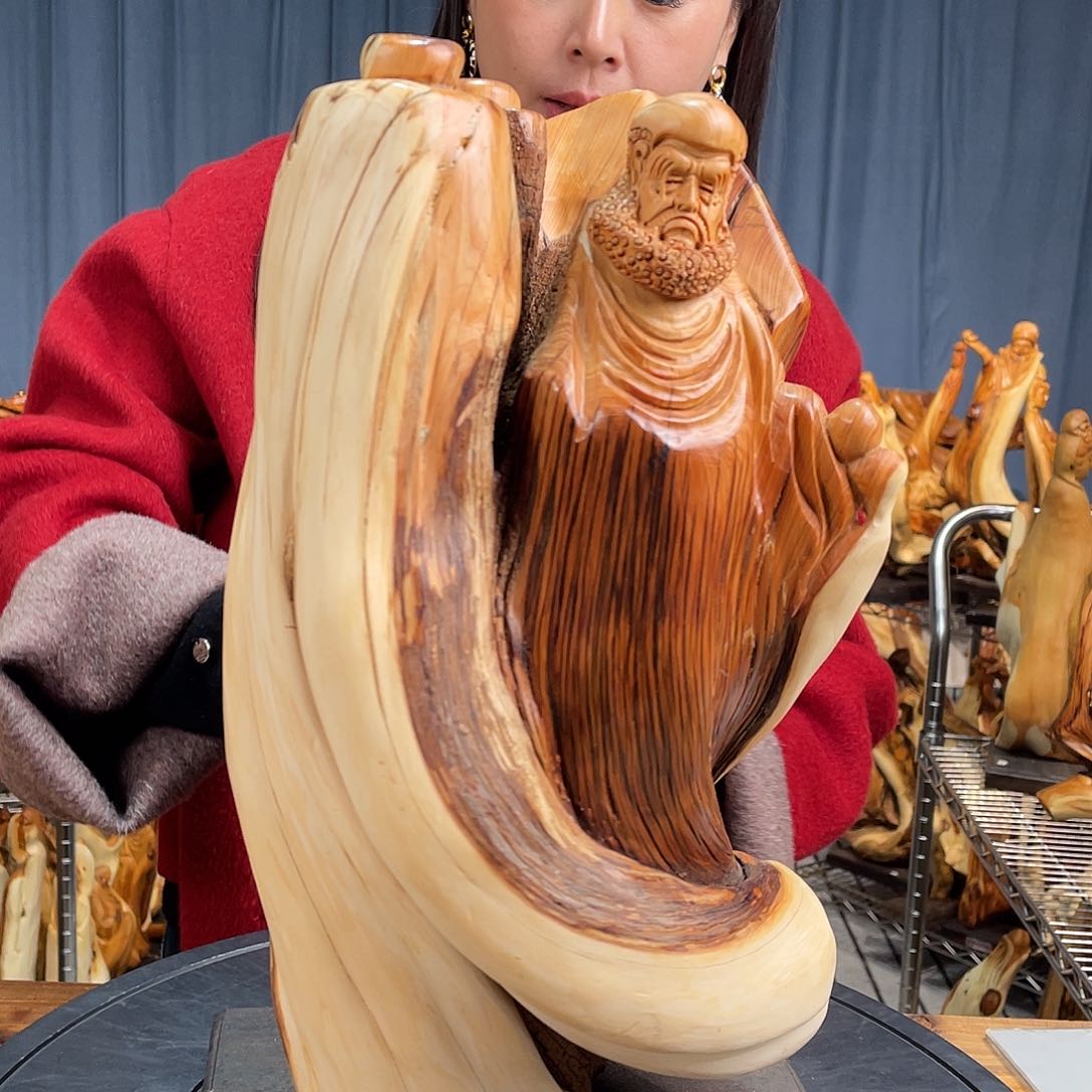 柏木（崖柏）随型艺术根雕