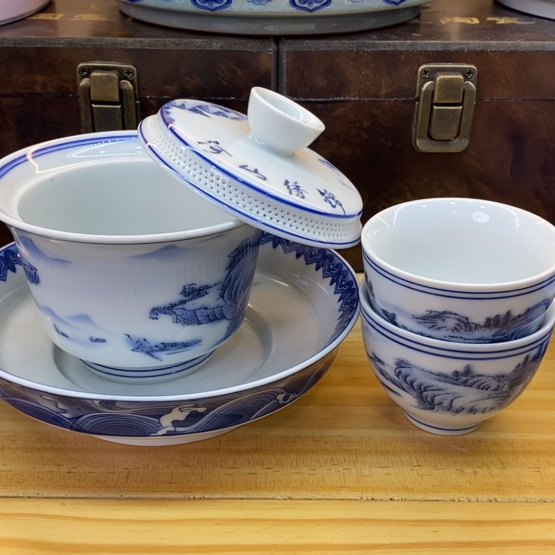 盖碗茶盖碗茶，，盖碗茶，盖碗