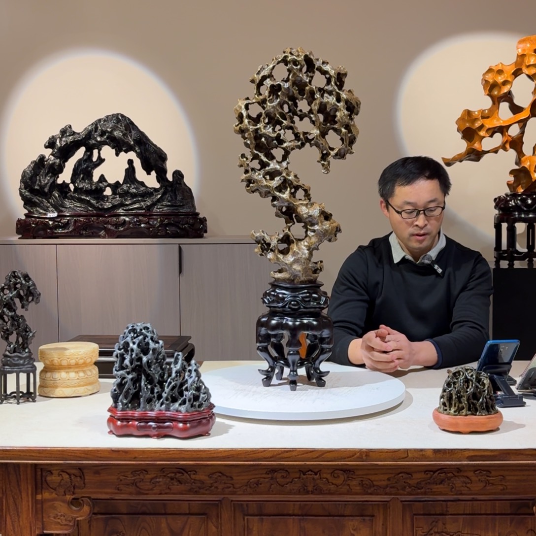 猫***鹰太湖石摆件高75宽29