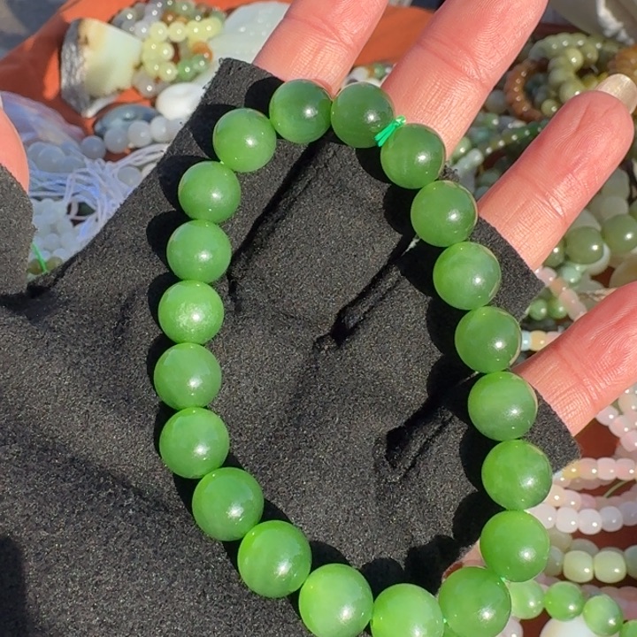 和田玉未镶嵌颈饰卡10月月