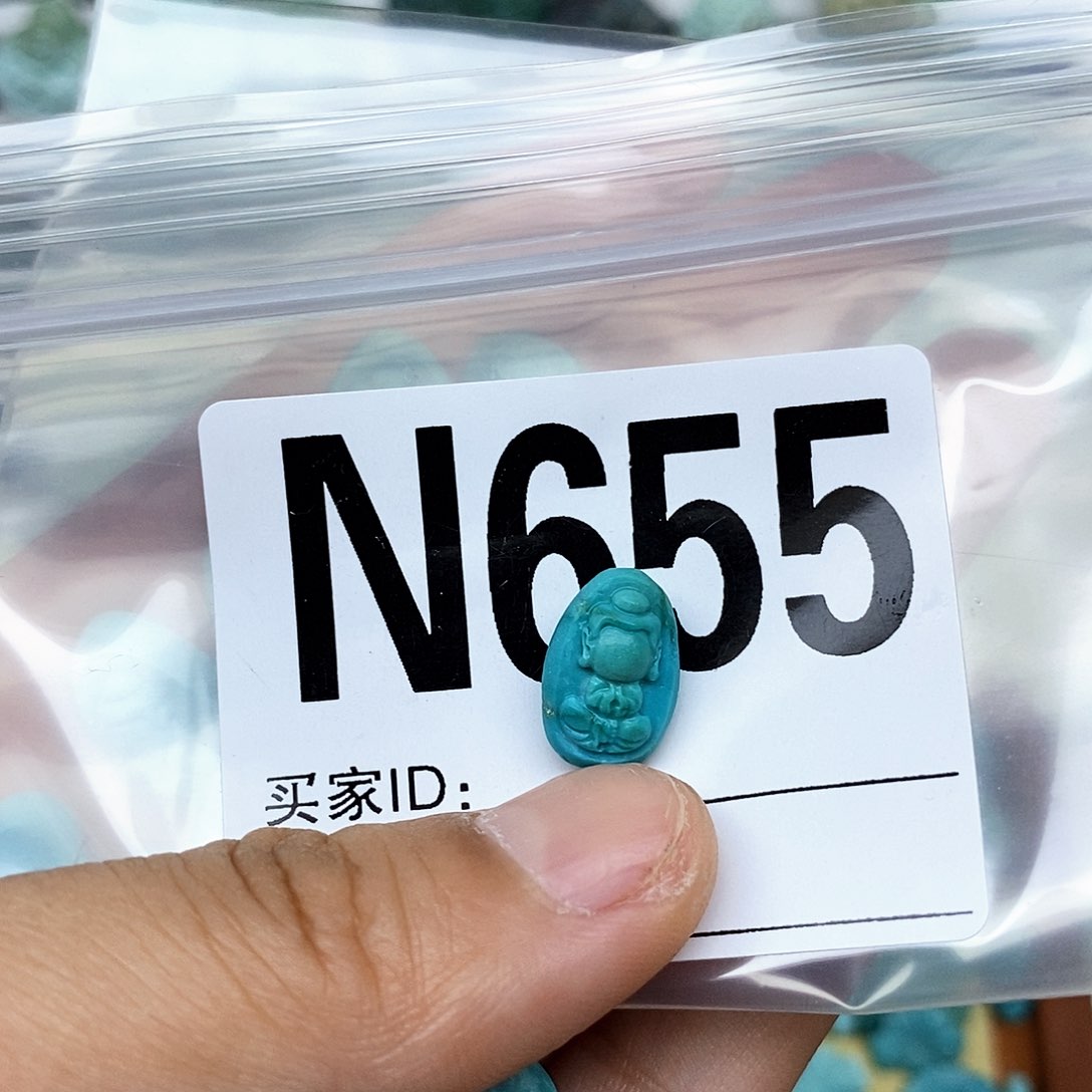 绿松石未镶嵌配饰荣*?
