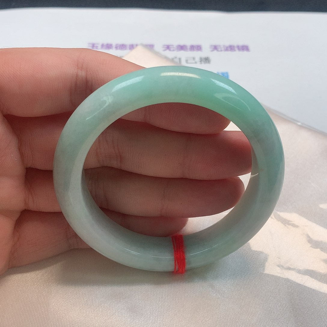 翡翠手镯未镶嵌303号