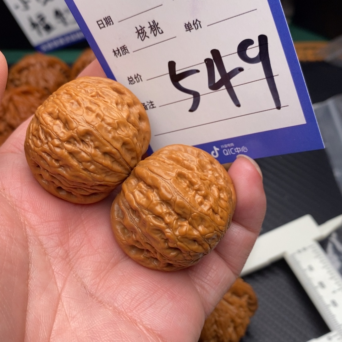 把件桃核铁锤妹妹37mom