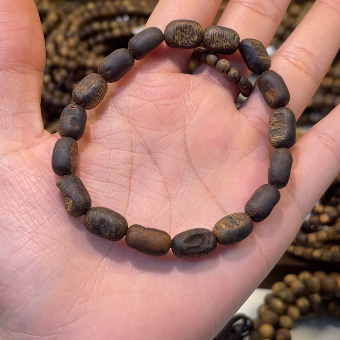 沉香卡8留疤珠6克+