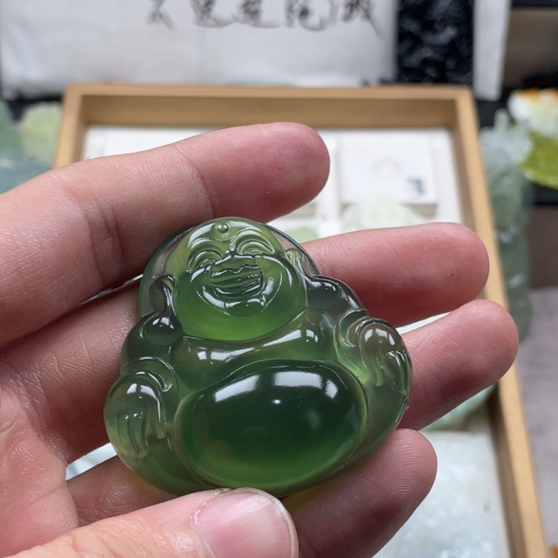 天***双蛇纹石玉未镶嵌吊坠