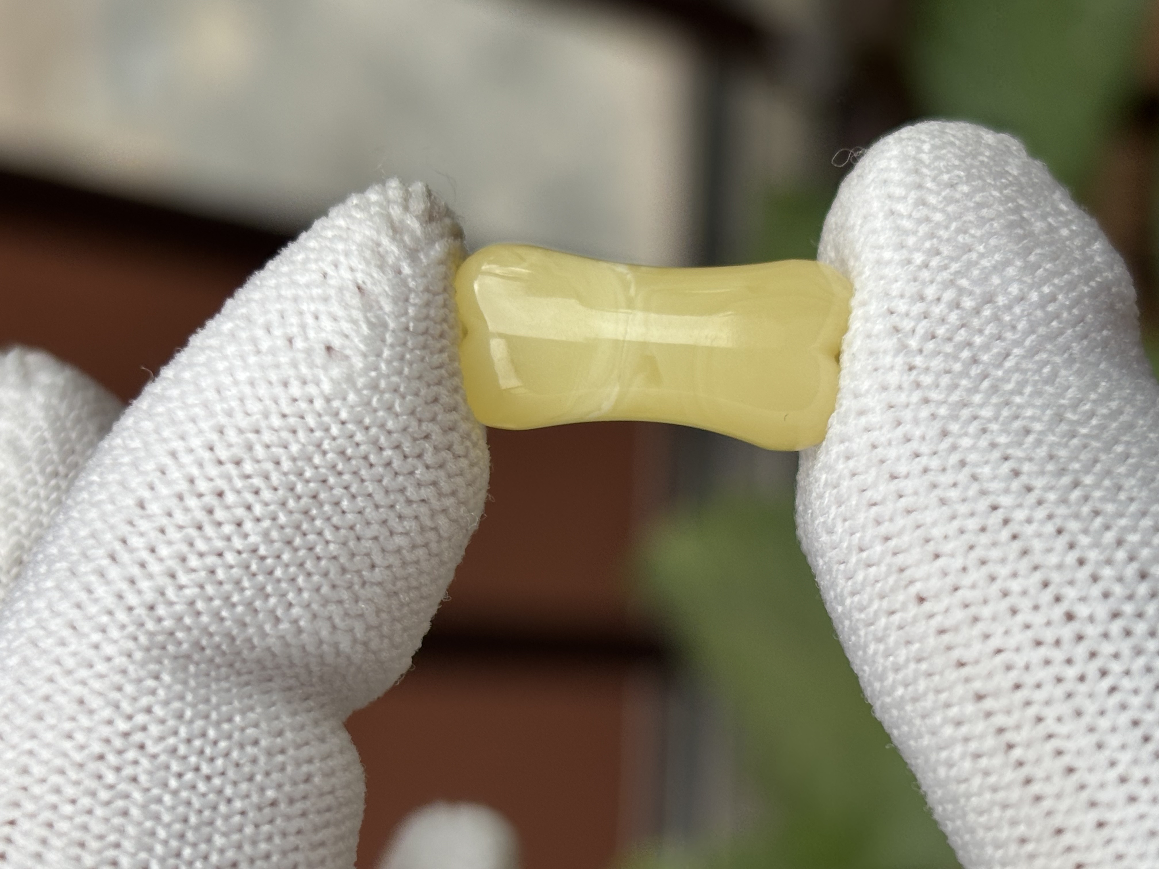 5508天然蜜蜡琥珀骨头配饰19.6x9x7.2mm