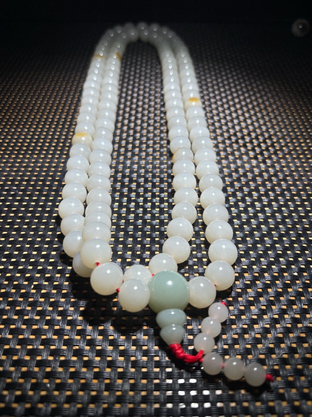 新疆和田玉108粒卡12 mm