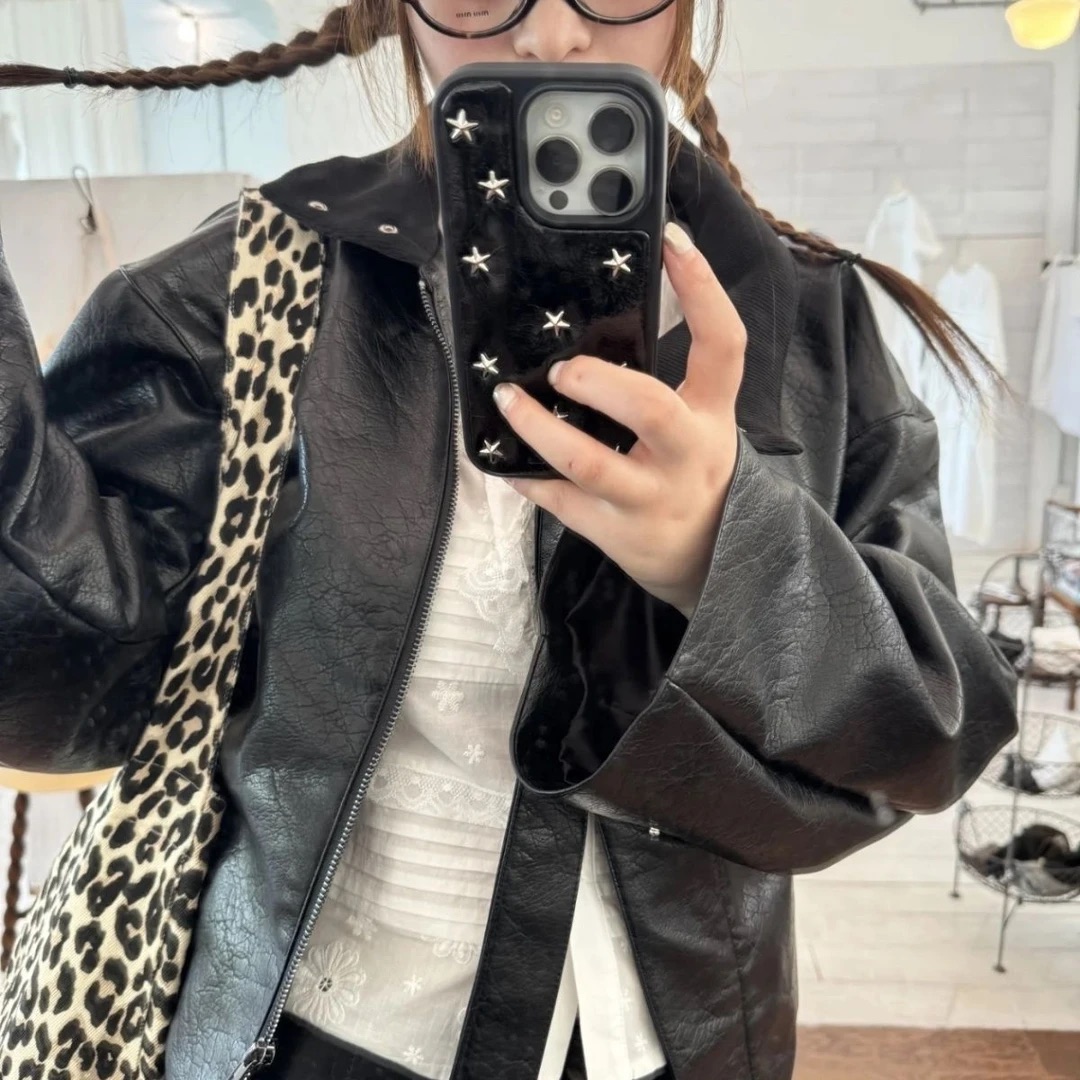 高级小众ins风简约星星铆钉油蜡皮磨砂面包皮星星壳17pro/16壳