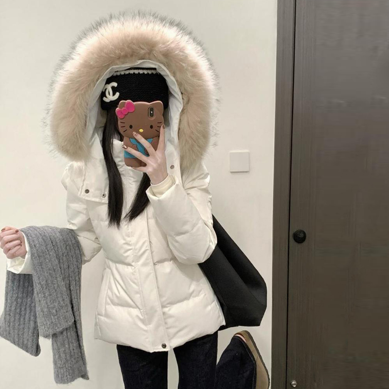 大毛领白色收腰显瘦羽绒服外套女冬季时尚百搭韩版厚连帽保暖夹克