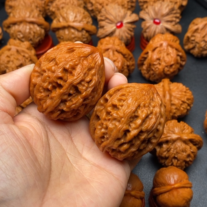 【闪购商品】文玩核桃把件大沽石