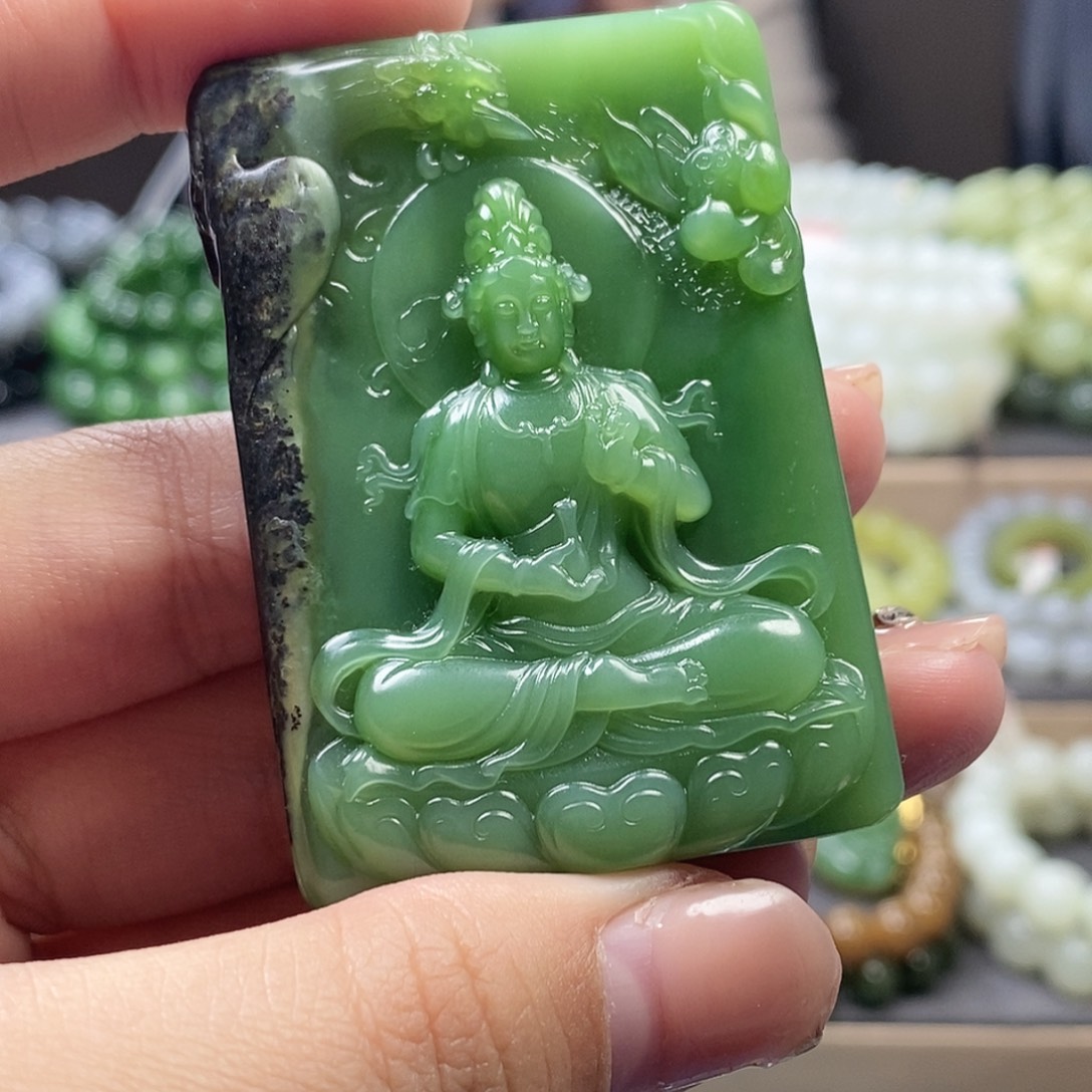 美***情和田玉未镶嵌手链