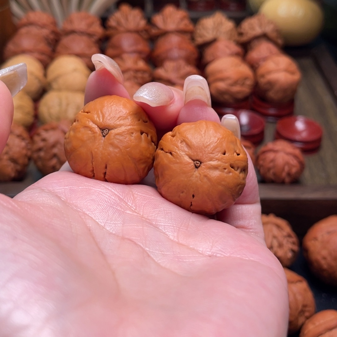 把件文玩核桃U****5龙珠三棱