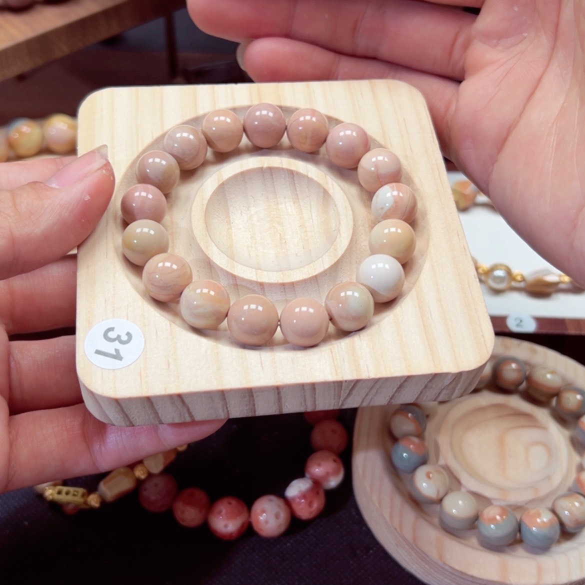 【闪购商品】石英质玉手链未镶嵌?****r34