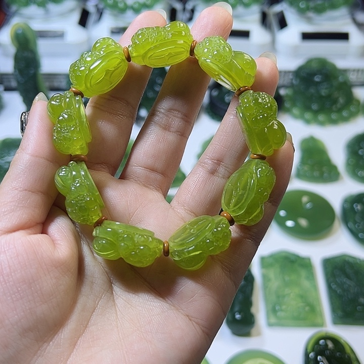 蛇纹石玉手链未镶嵌