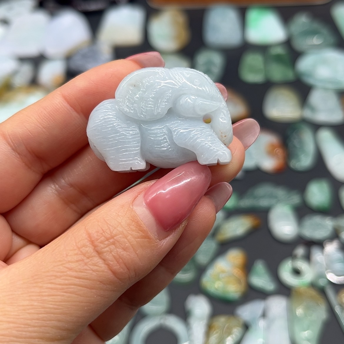 【闪购商品】翡翠颈饰未镶嵌大象