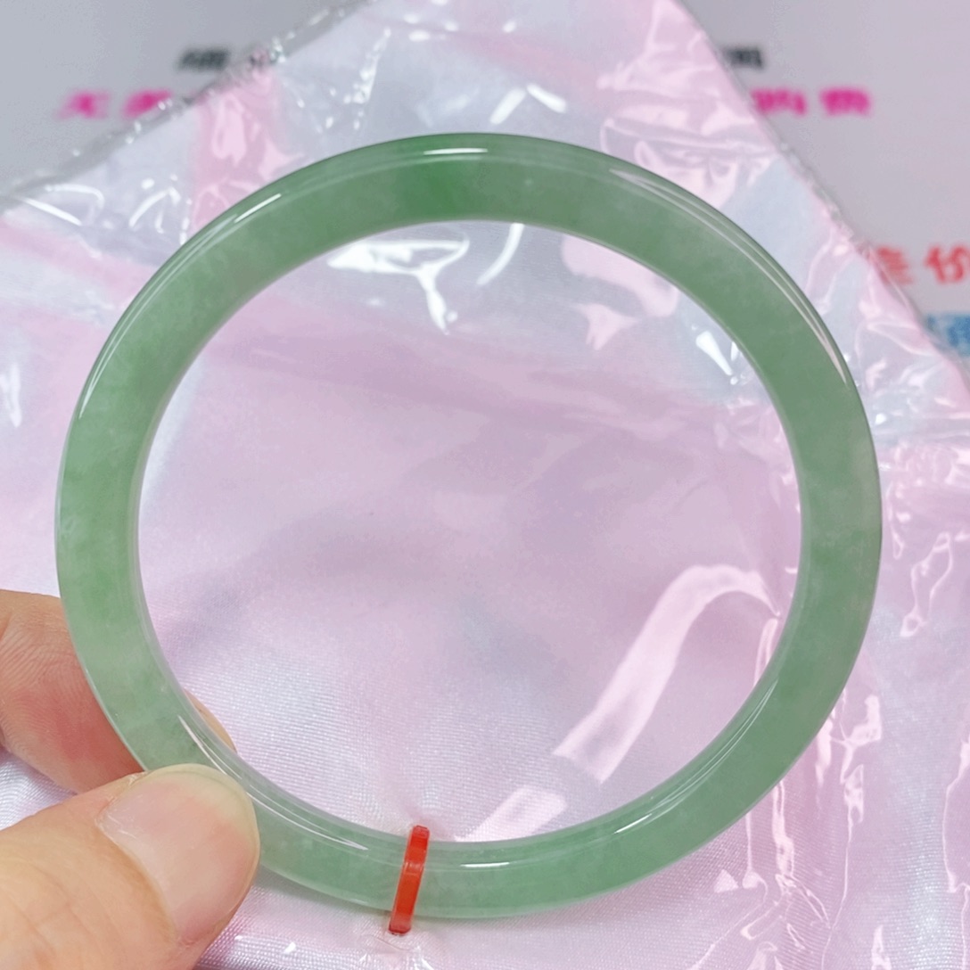 未镶嵌手镯翡翠58.5圈口圆条-叮当镯