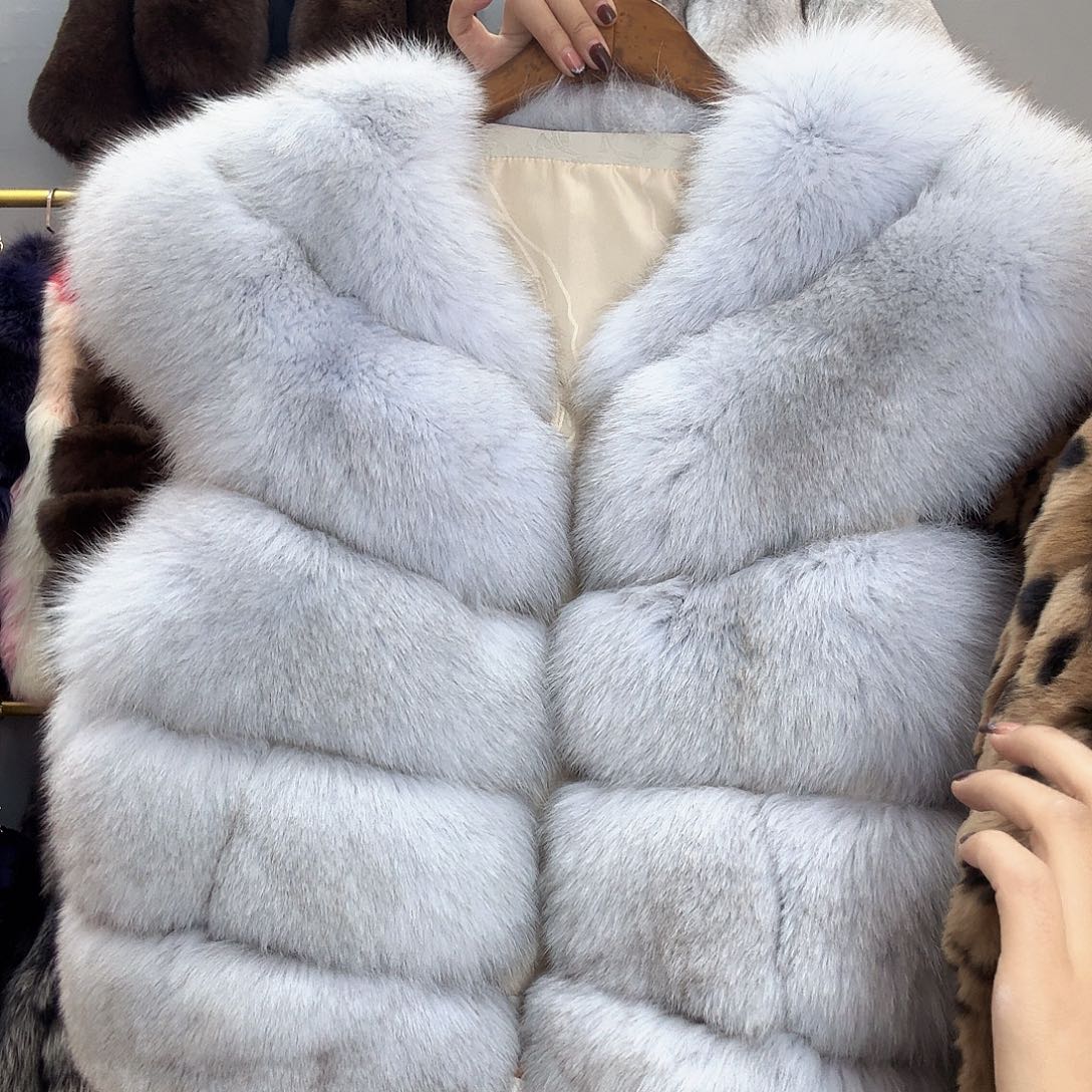 直播间下单狐狸毛马甲小飞袖