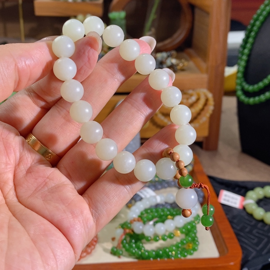 和田玉未镶嵌手链