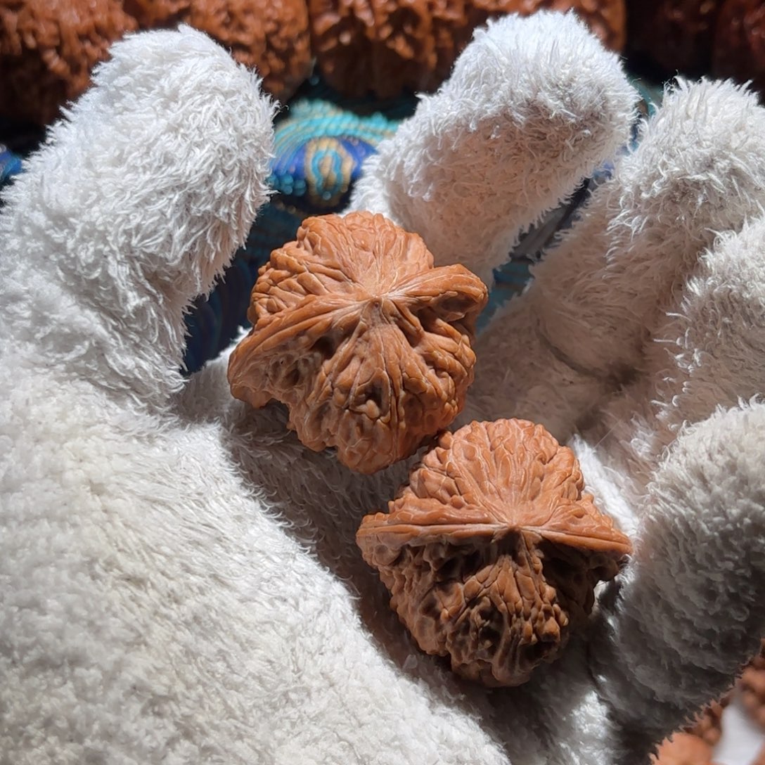 多***古吊坠文玩核桃球体对歪磨