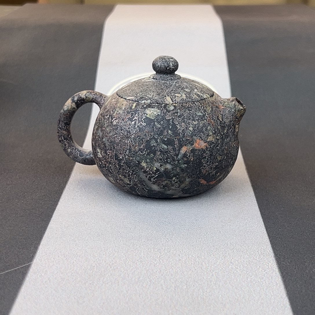 遇壶堂安山玉小西施瑕疵