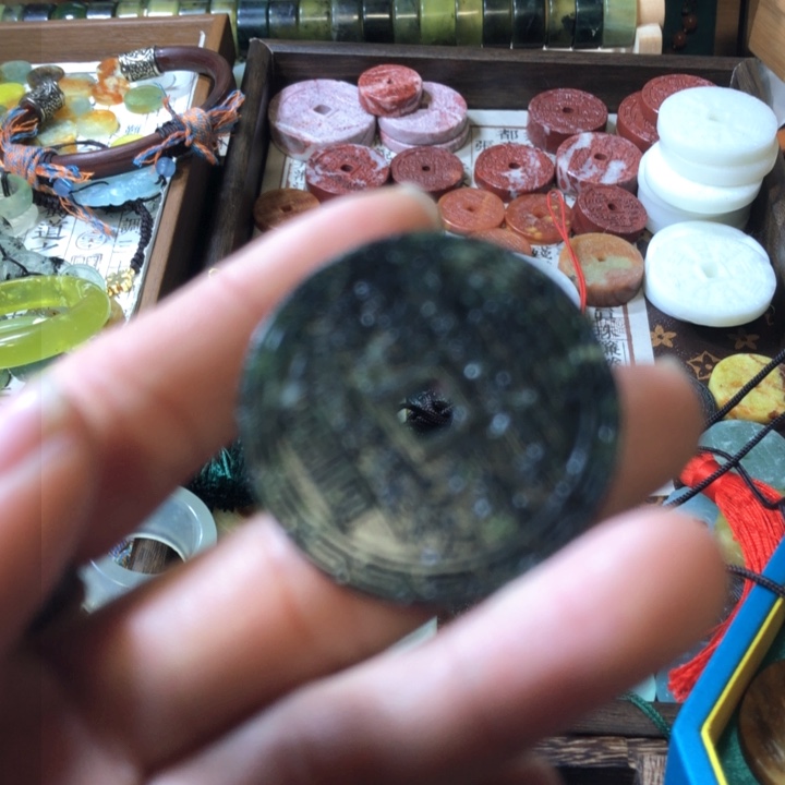 岫玉岫玉挂件未镶嵌