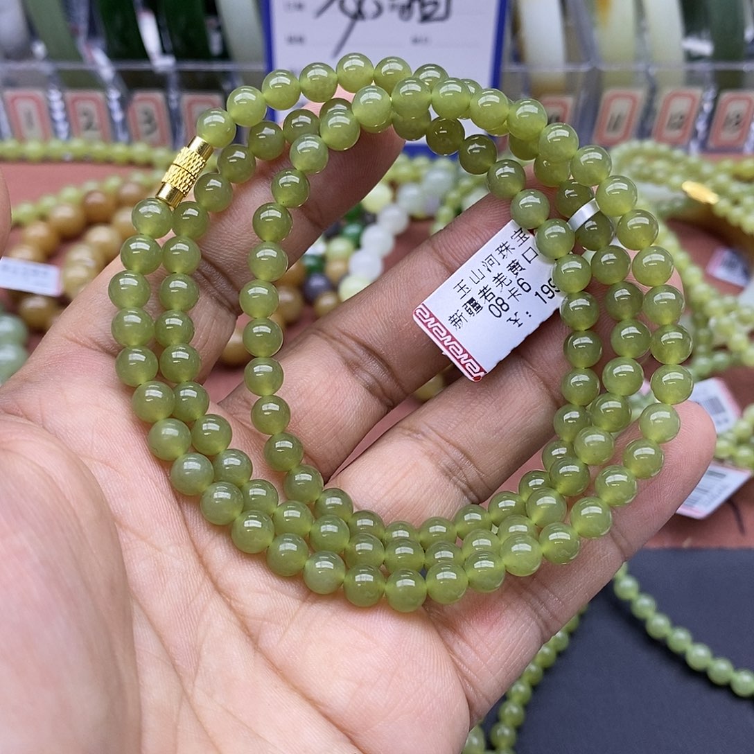 项链未镶嵌和田玉?****，卡6