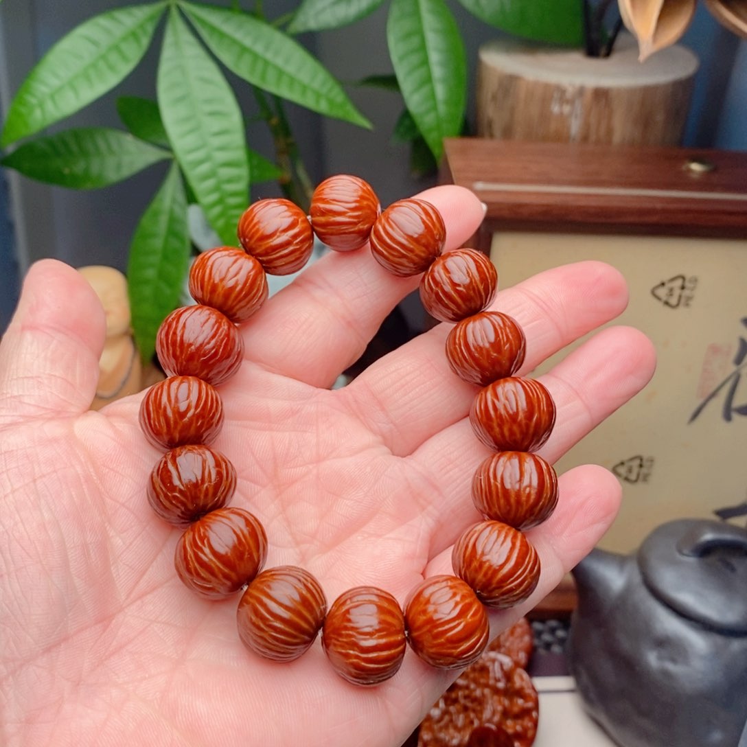 吊坠文玩核桃手串