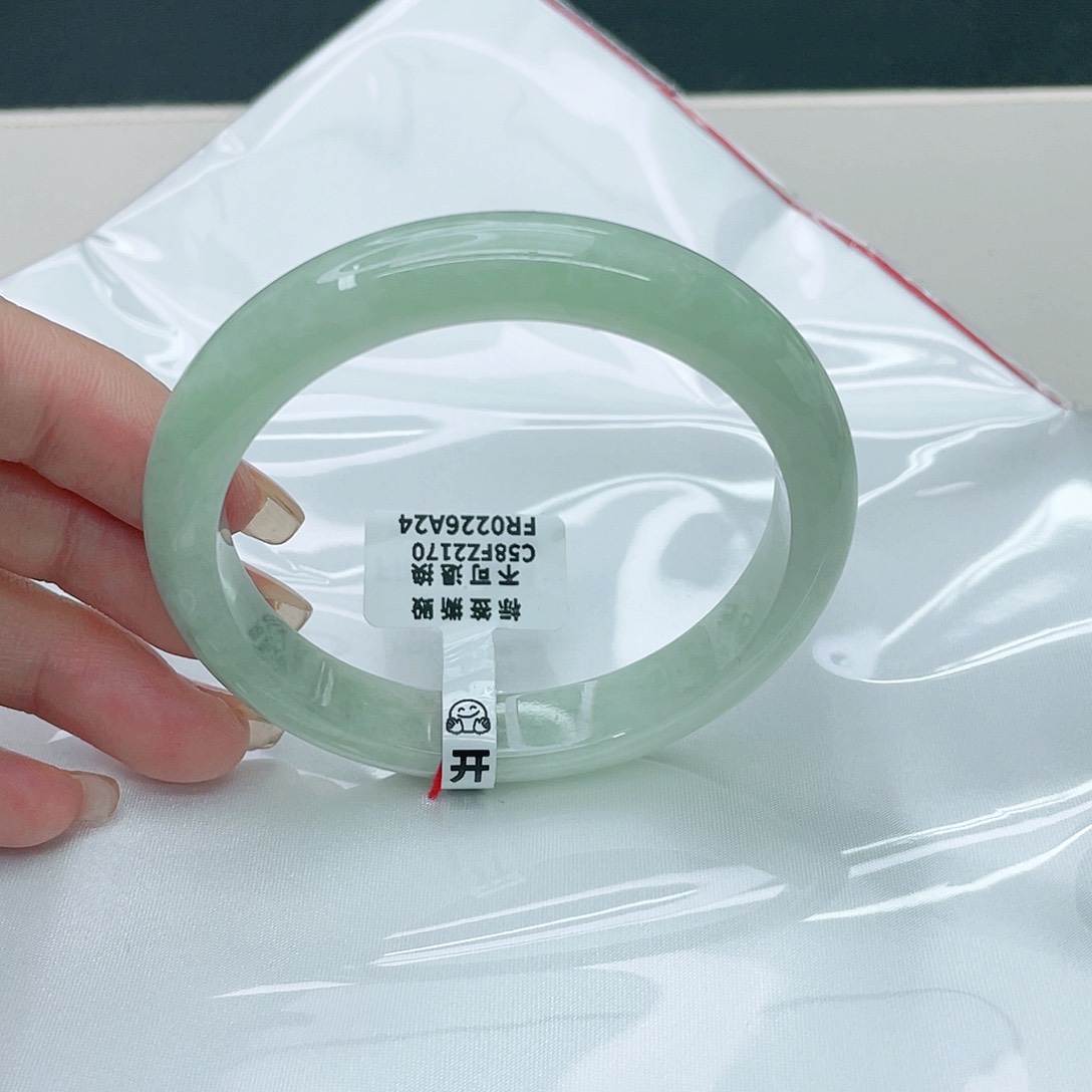 翡翠手镯未镶嵌正57.7