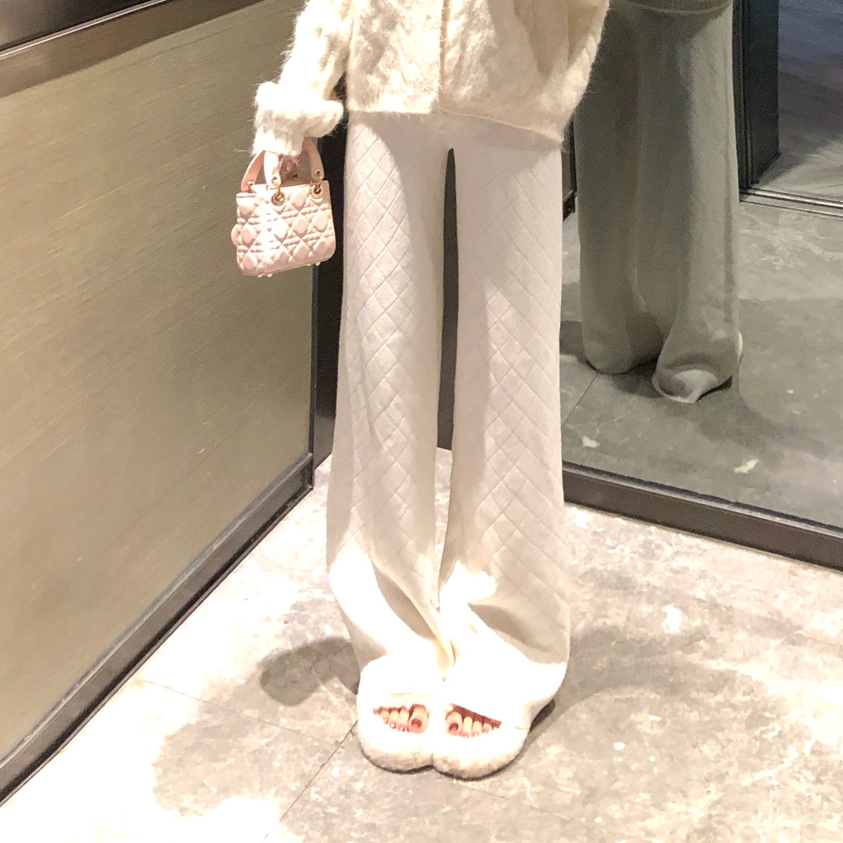 粉红PINK丨“都市轻行”休闲日常冬季格纹松紧腰休闲裤LWJ25D4K3535