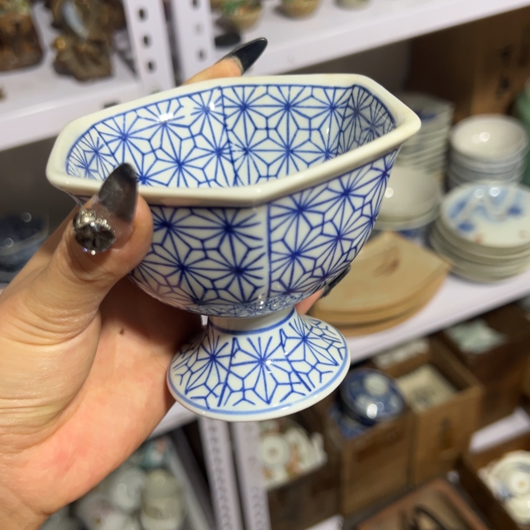 好看的瓷器小杯杯