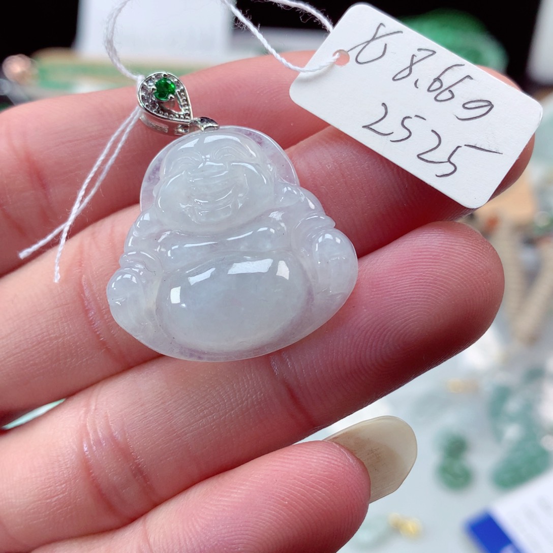 翡翠颈饰未镶嵌翡翠吊坠