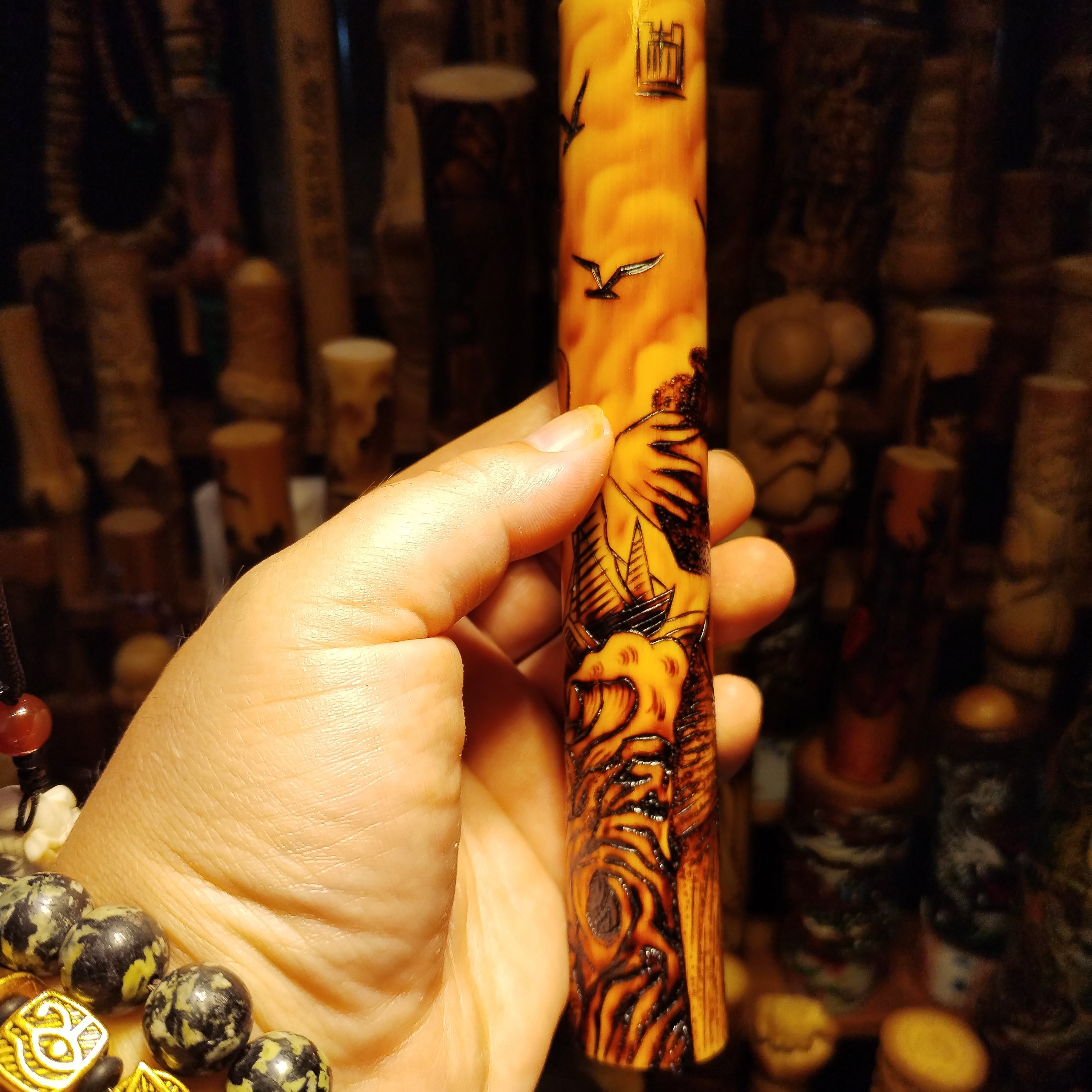 实心玉竹竹雕直播适用佳品，著名油画抱桃女