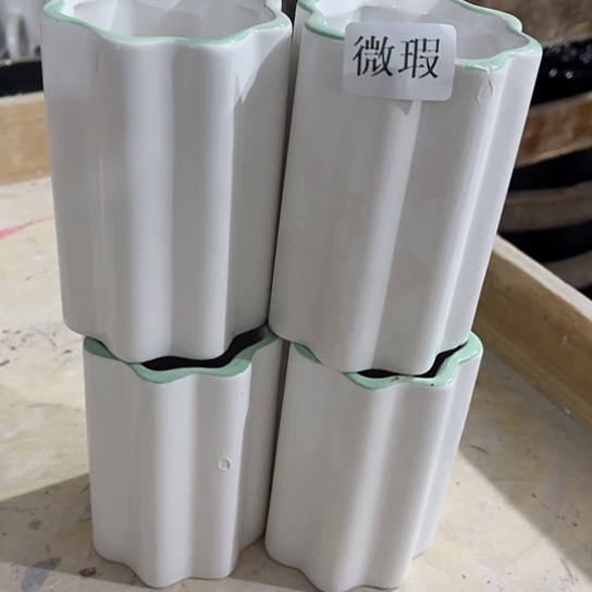 多肉绿植陶瓷花盆9.9包邮，有孔