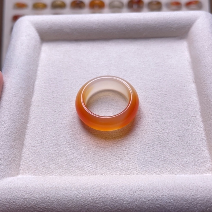 玛瑙/玉髓戒指未镶嵌牛*