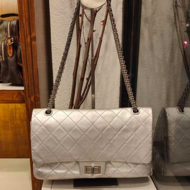 95新 Chanel/香奈儿 香奈儿/Chanel 银色2.55大号 12开裸包无附件