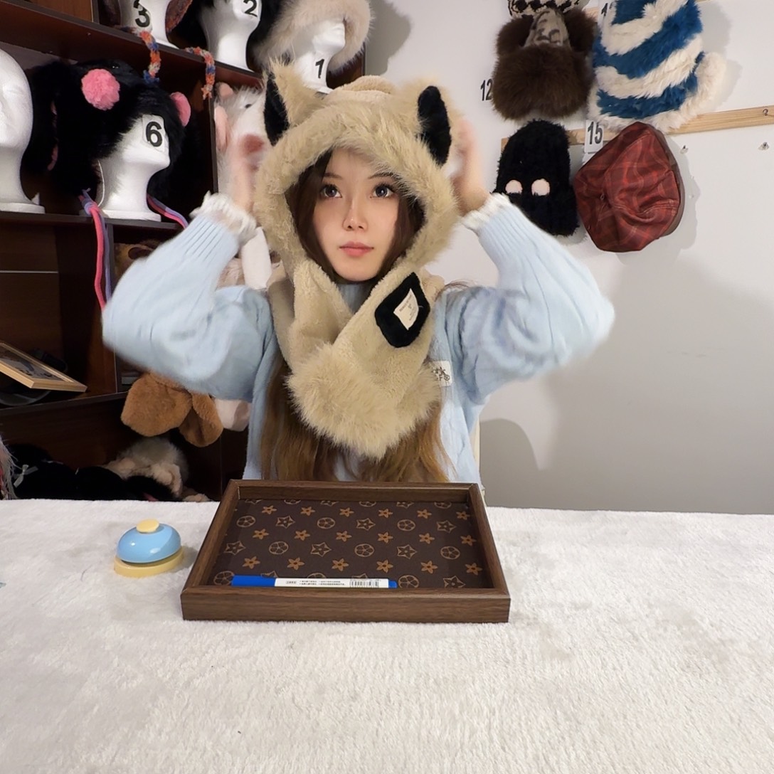 纯棉咖色狐狸带围巾