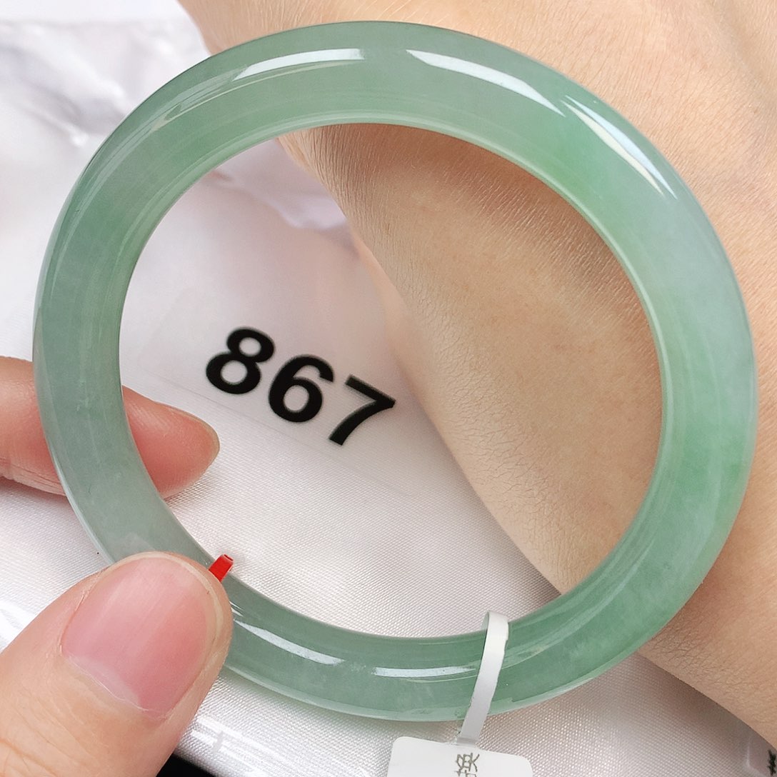 翡翠手镯未镶嵌抖音867