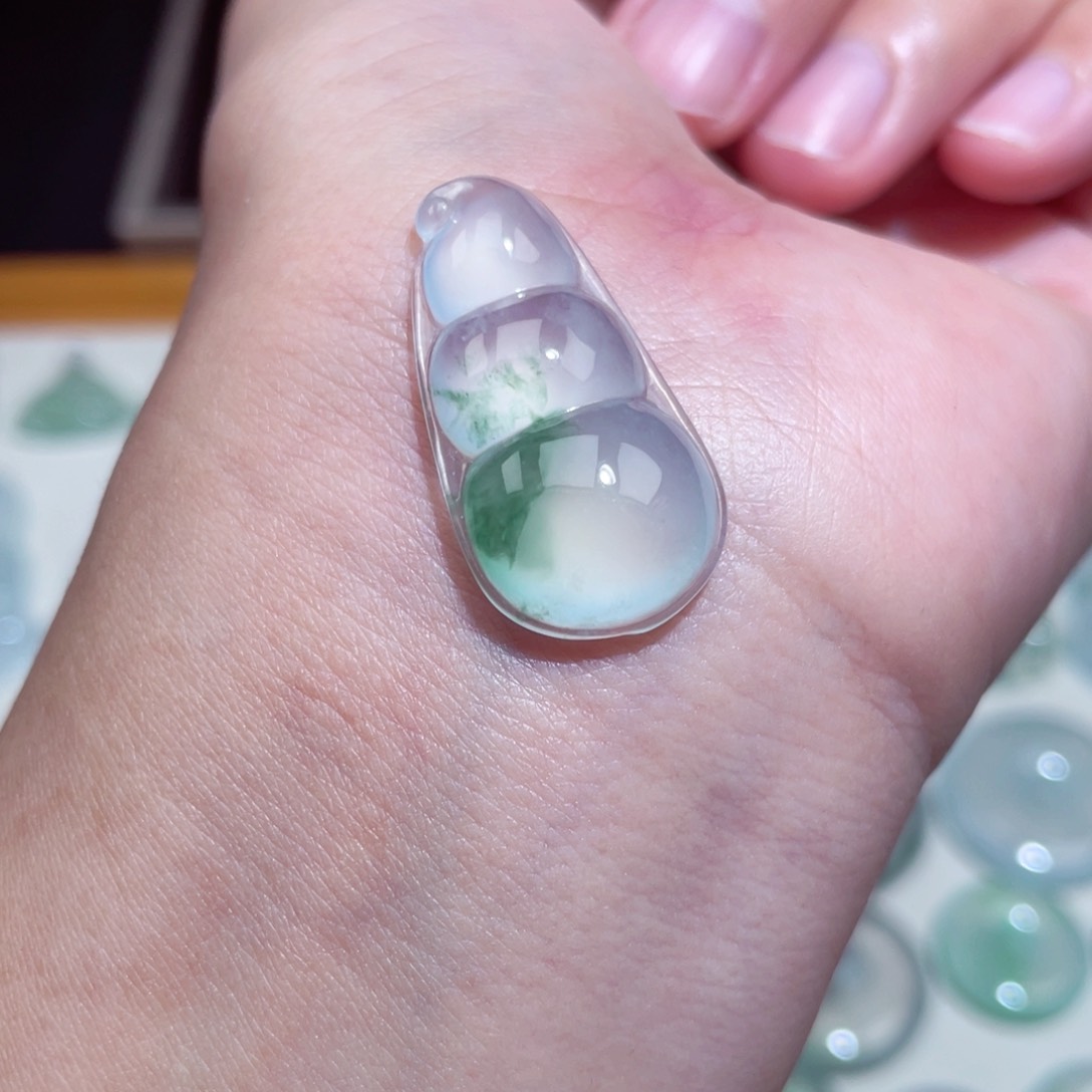 颈饰未镶嵌翡翠福豆