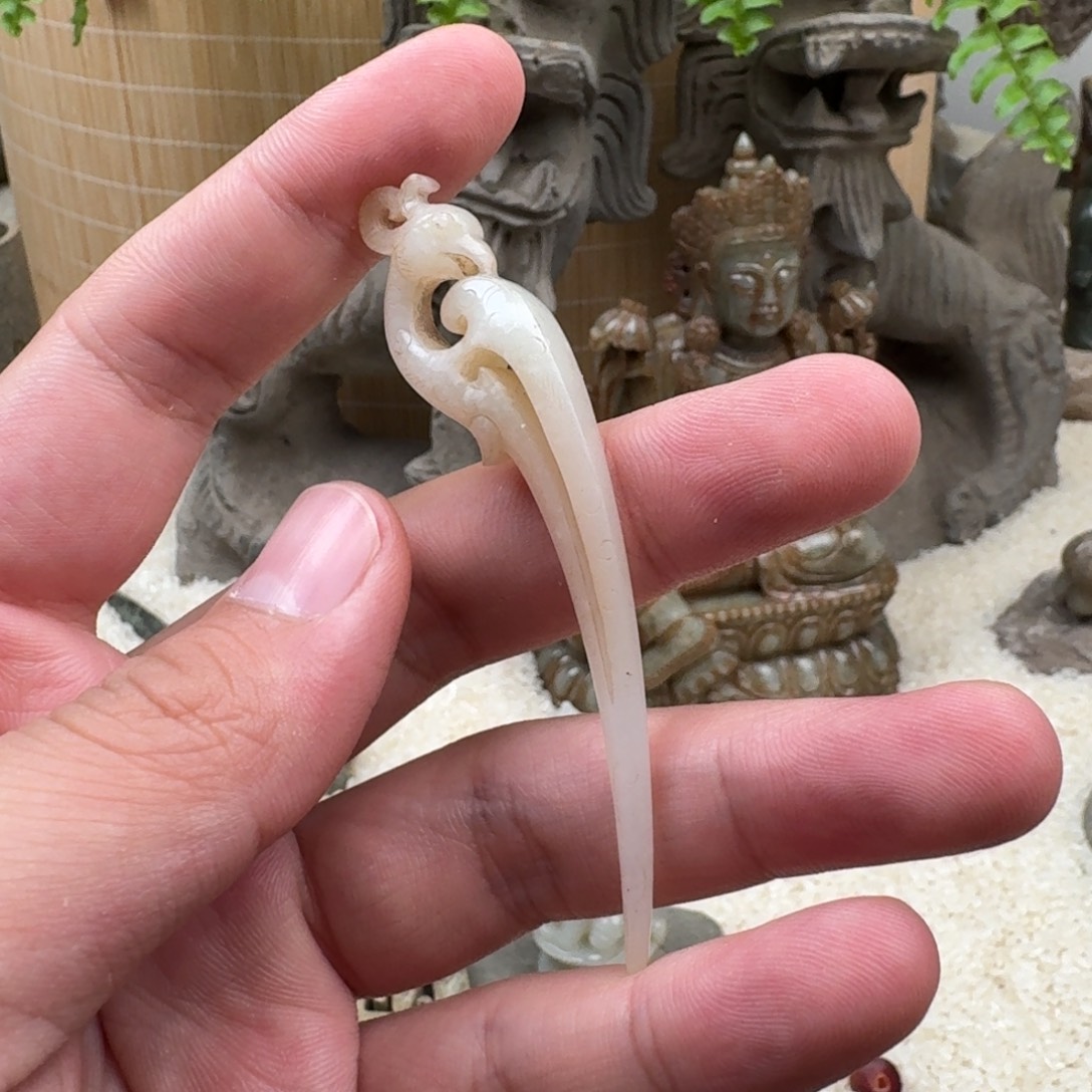 飞***哥和田玉未镶嵌颈饰