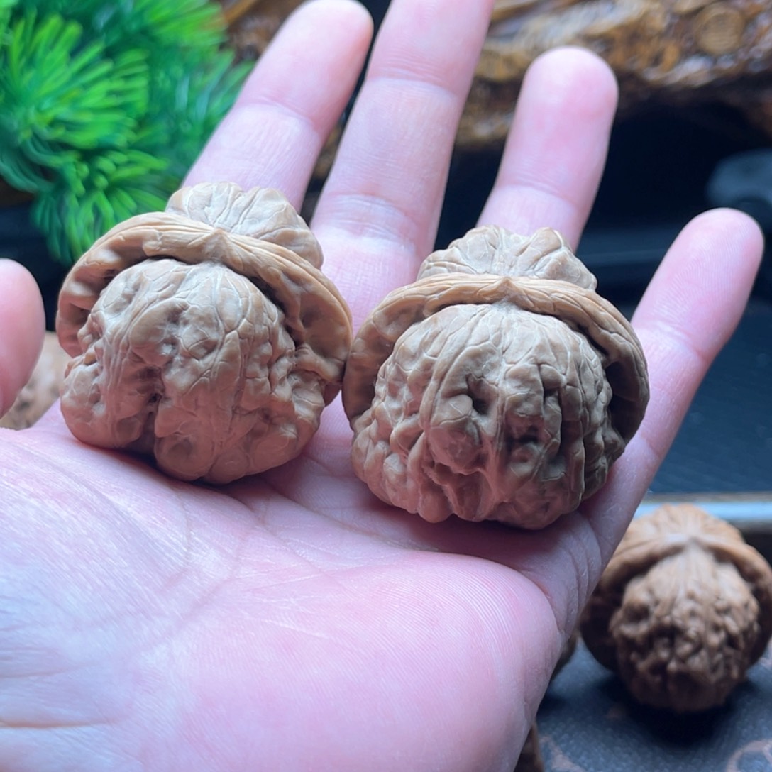 文玩核桃吊坠43精修蛤蟆头