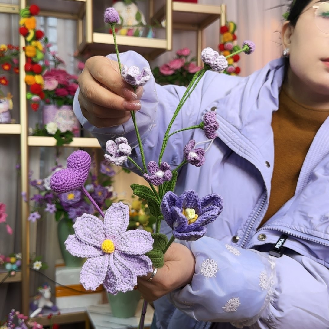 手工钩织设计花束