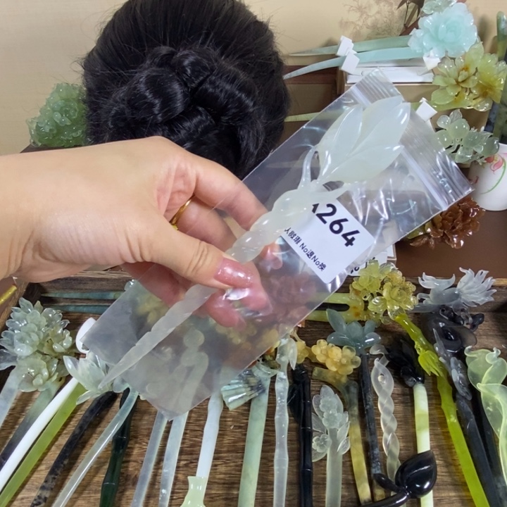 蛇纹石玉未镶嵌发饰