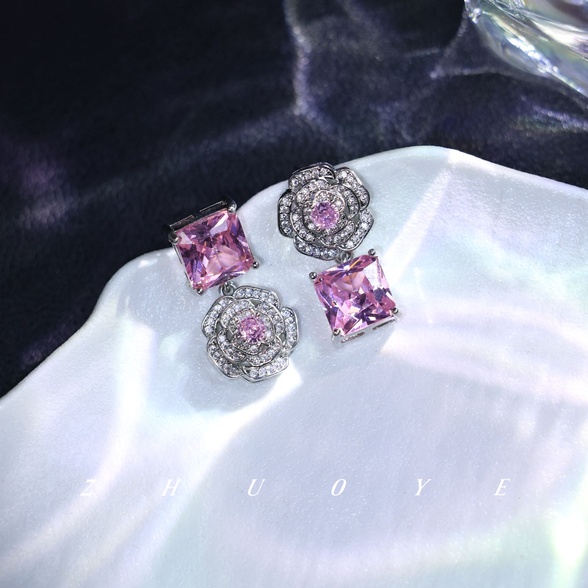 黄铜锆石耳饰 灼晔•蔷薇恋人 粉色锆石ab款时尚耳饰 巨闪高级