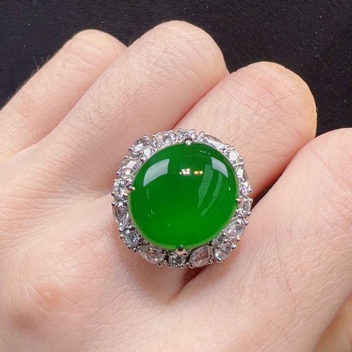 翡翠18K金镶嵌戒指戒指