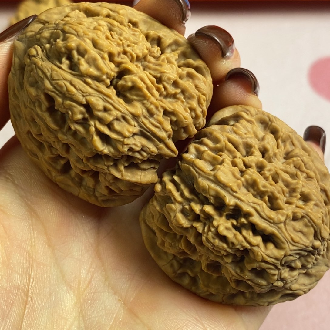 文玩核桃吊坠40➕南疆石黄90