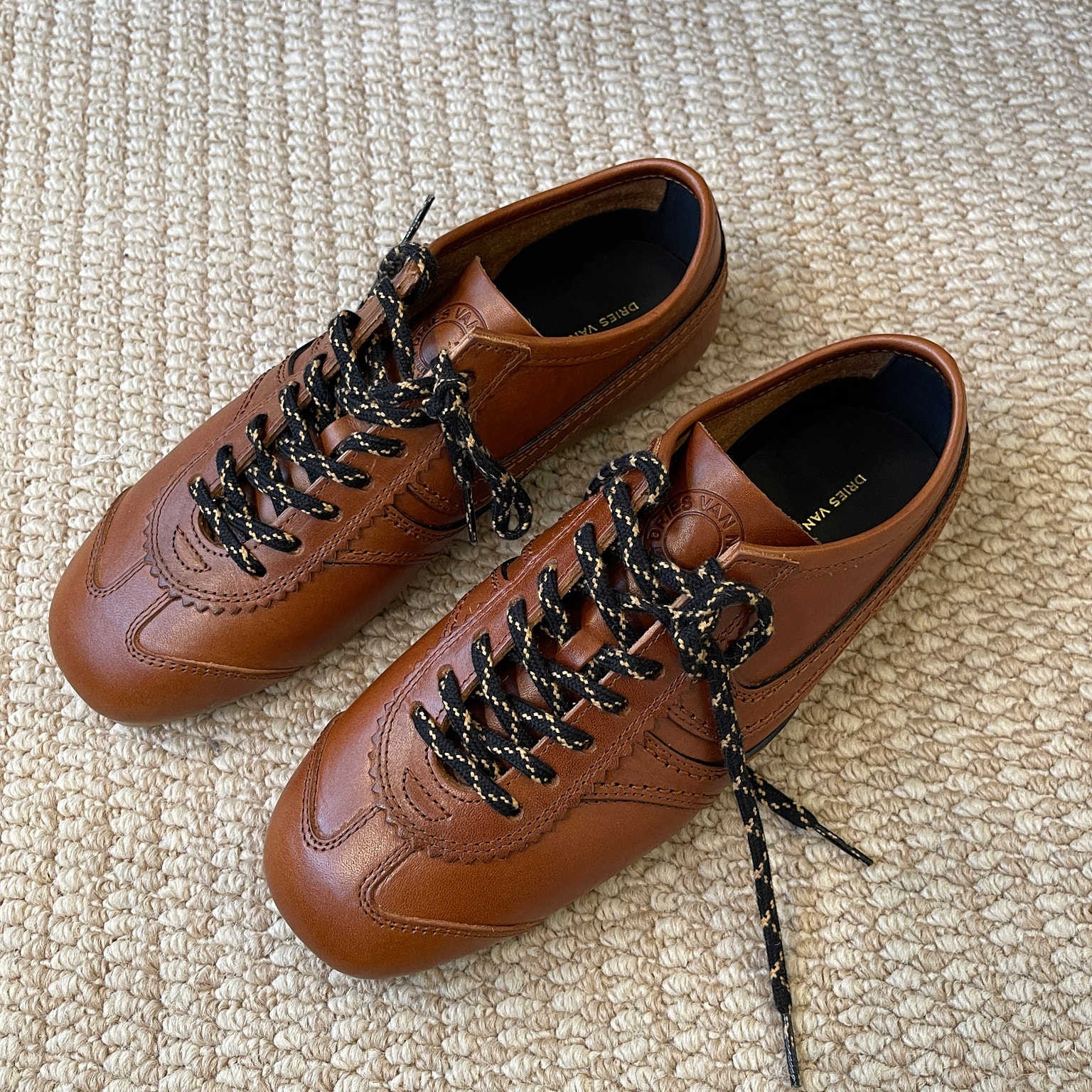 DRIES VAN NOTEN 棕色皮质德训鞋 偏大一码 252-011722-102-712