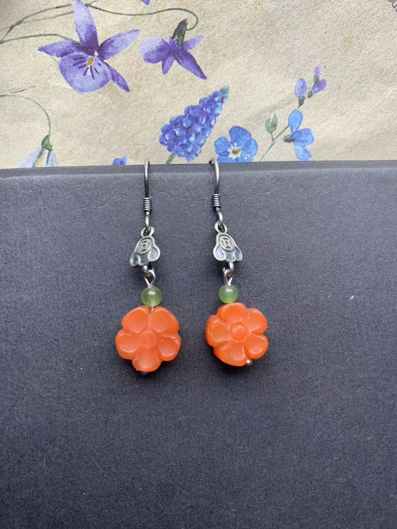 天然南红耳饰花高端S925纯银耳环经典小巧复古百搭女马面裙F56